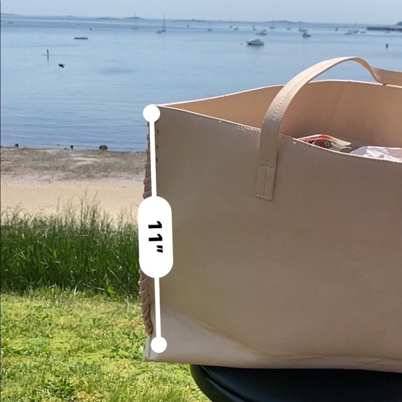 VTG LORD & TAYLOR DROP STRAP VEGAN LEATHER TOTE - Picture 9 of 10